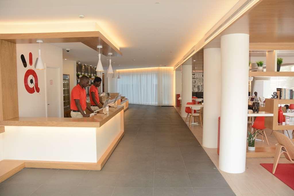 Yaas Hotel Dakar Almadies Servis gambar